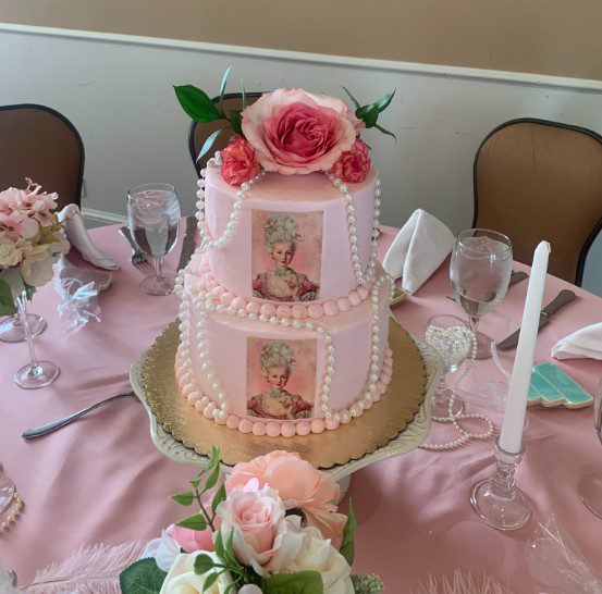 Marie Antoinette cake in fundraiser